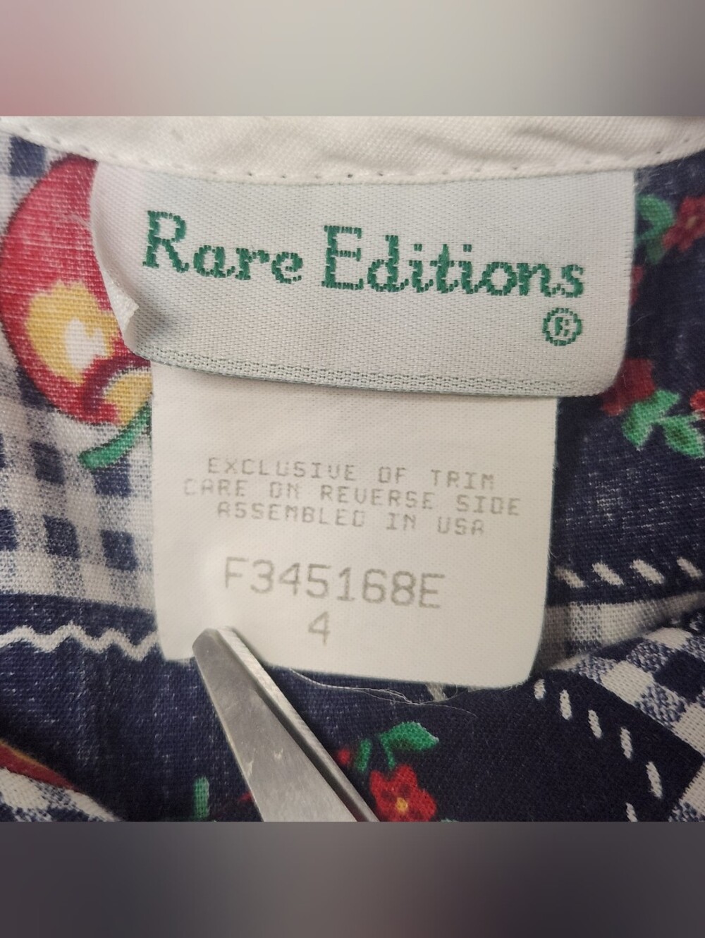 Vintage 80s Rare Editions Dress with Apple Print and White Collar Size 4 - Picture 2 of 10